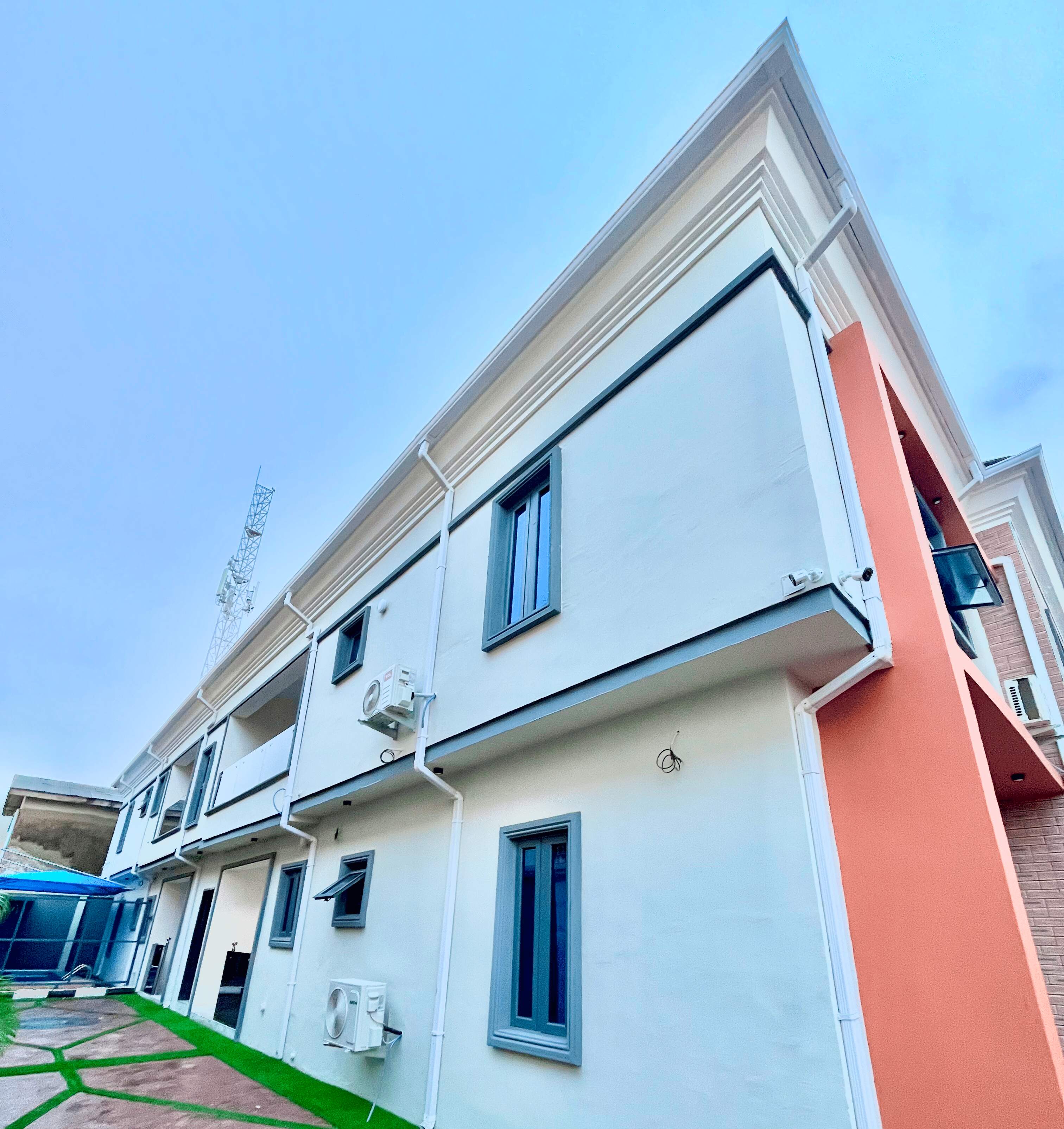 De Luxuria luxury shortlet apartments in Lagos - Executive Living Room
